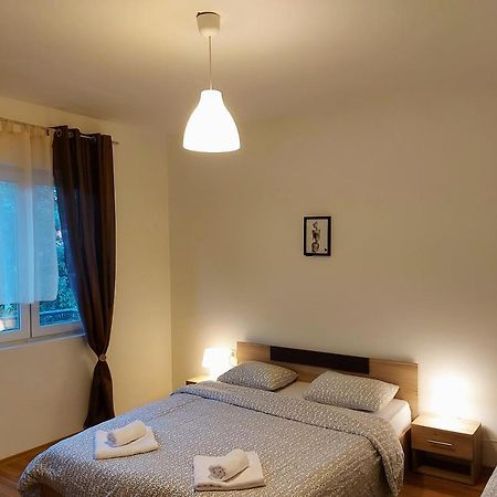 Makabo-Apartment In House สโกเปีย ภายนอก รูปภาพ