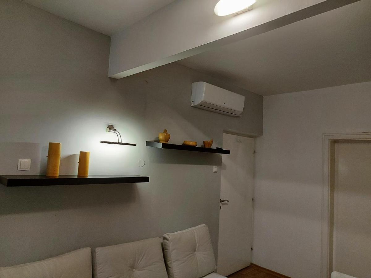 Makabo-Apartment In House สโกเปีย ภายนอก รูปภาพ