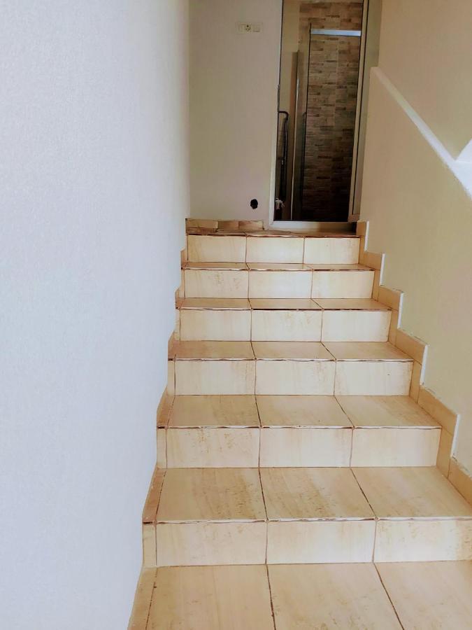 Makabo-Apartment In House สโกเปีย ภายนอก รูปภาพ